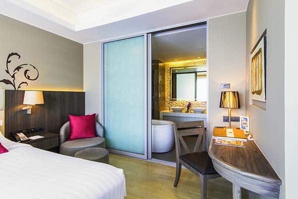 Grand Mercure Phuket Patong - Superior Suite