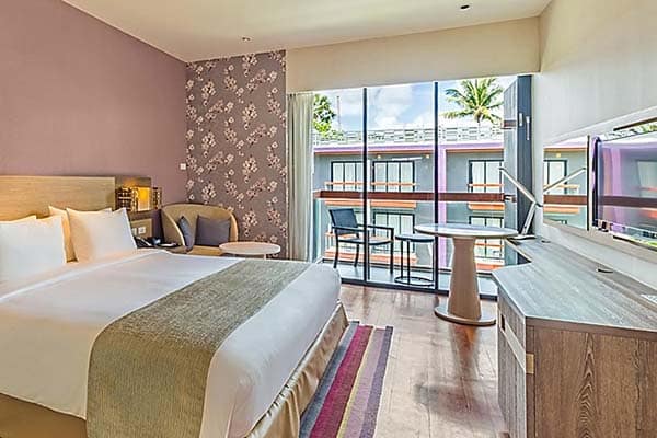 Holiday Inn Express Phuket Patong Beach Central - 1 Bedroom Suite