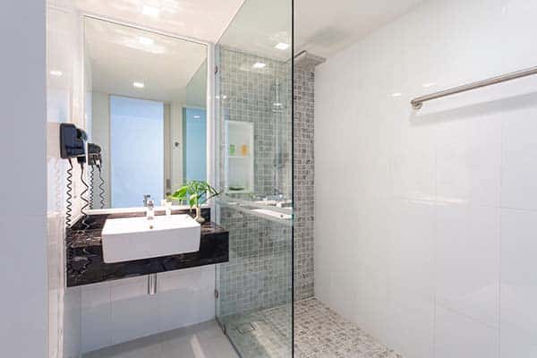 Hotel Clover Patong Phuket - Superior Balcony