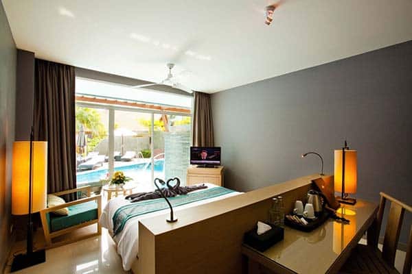 Ramaburin Resort - Deluxe Pool Access