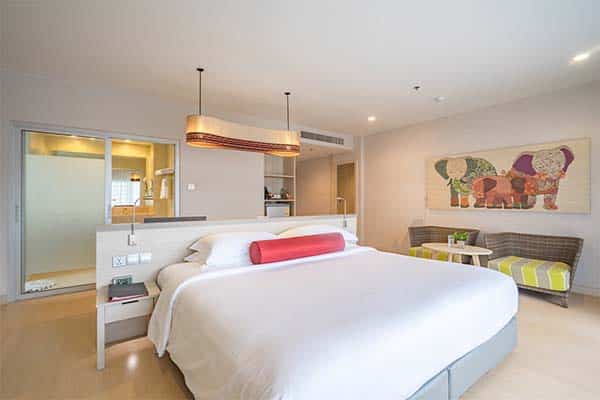 Ramada by Wyndham Phuket Deevana Patong - Junior Suite