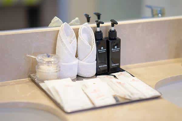 Ramada by Wyndham Phuket Deevana Patong - Junior Suite