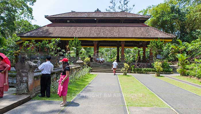 Goa Gajah tempel