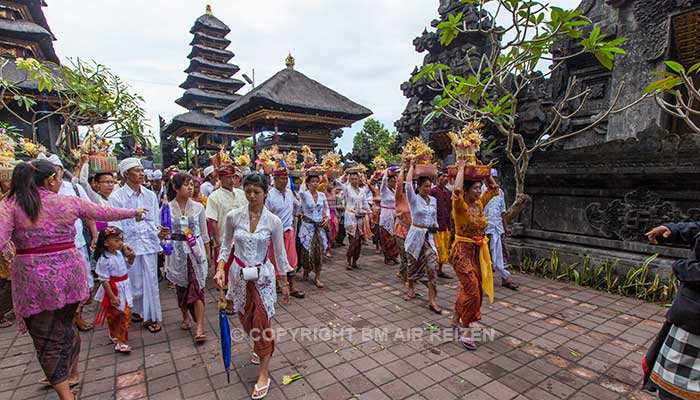 Goa Lawah tempel