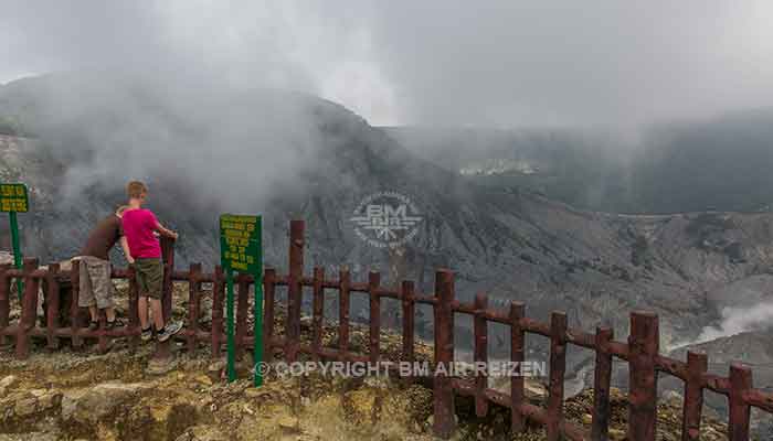 Java - Tangkuban Perahu vulkaan