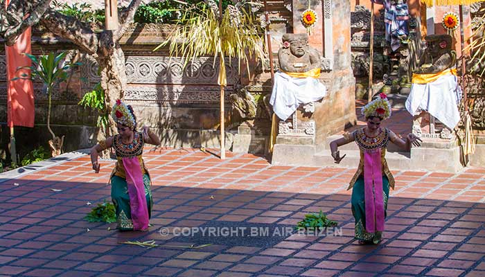 Bali - Borang dans