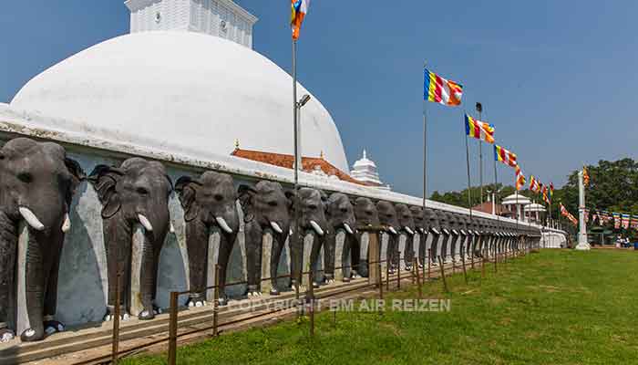 Anuradhapura - Ruwanweliseya