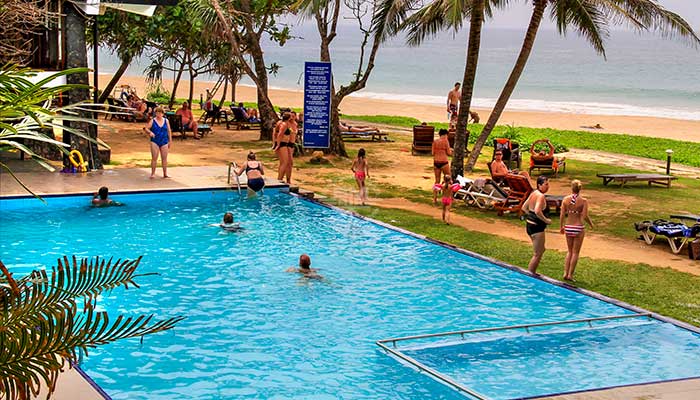 Rondreis Sri Lanka Best Deal - Zwembad van het Koggala Beach Hotel