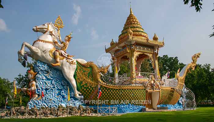 Kanchanaburi - Wat Chai Chumphon