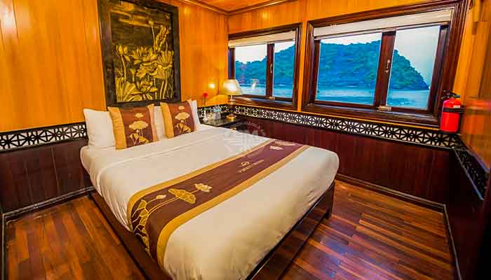 Halong Bay - cruise