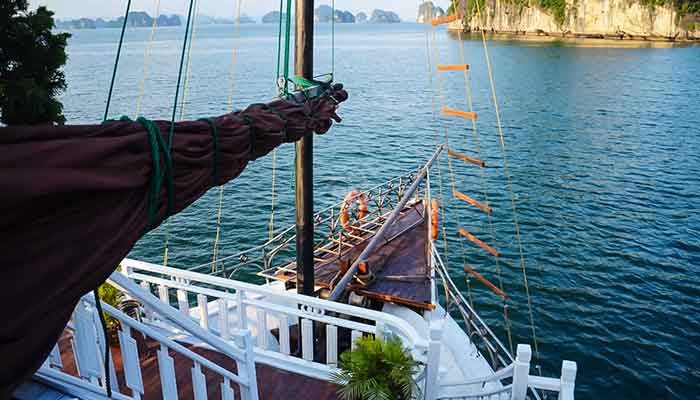 Halong Bay - cruise