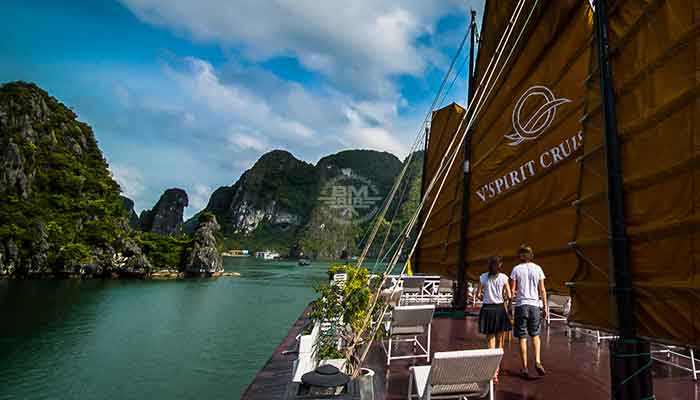 Halong Bay - cruise