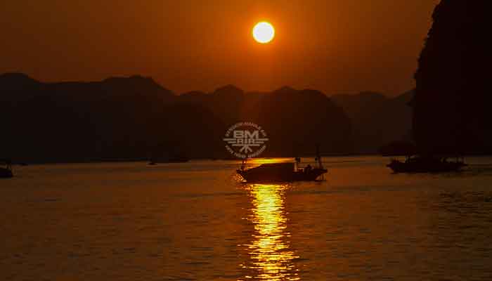 Halong Bay - cruise