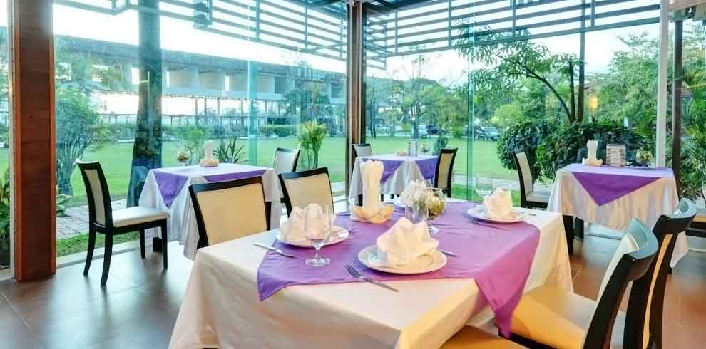 Ubon Ratchathani - Baan Suan Khunta Golf Resort