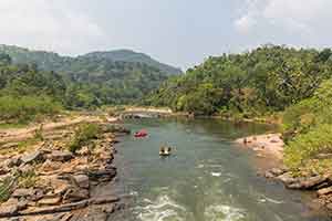Kitulgala rafttocht Kelani rivier