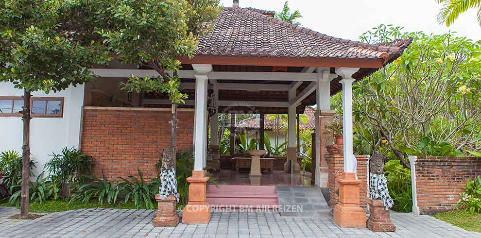 Sanur Beach - Bumi Ayu Bungalows