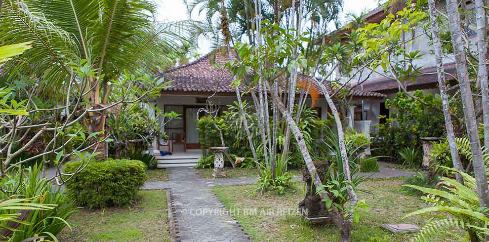 Sanur Beach - Bumi Ayu Bungalows