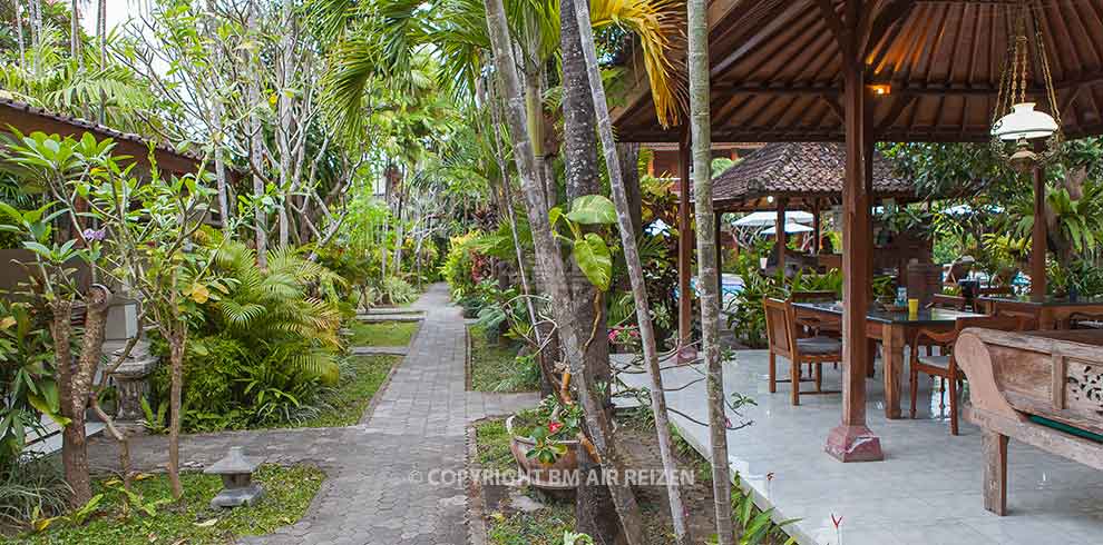 Sanur Beach - Bumi Ayu Bungalows