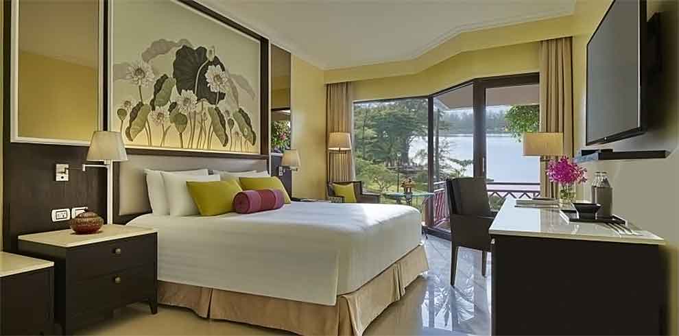 Bang Tao Beach - Dusit Thani Laguna Phuket