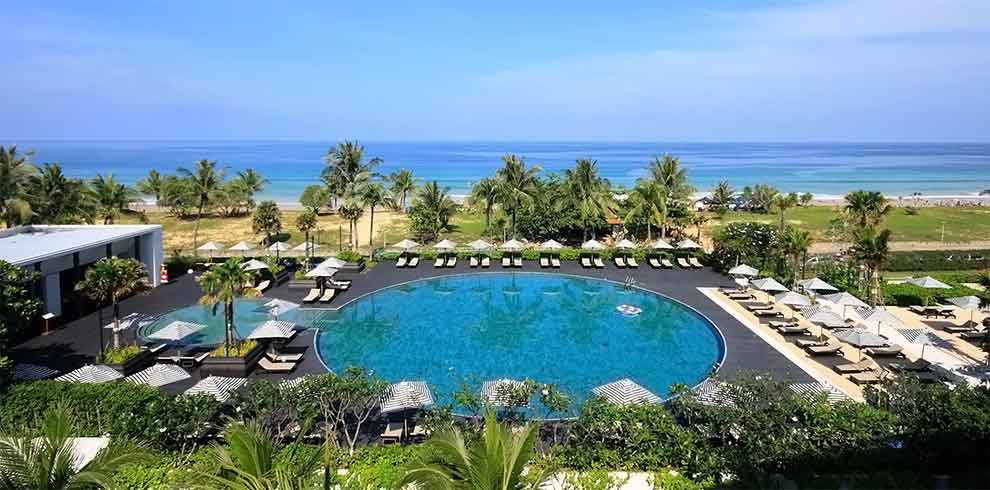 Karon Beach - Hilton Phuket Arcadia Resort & Spa