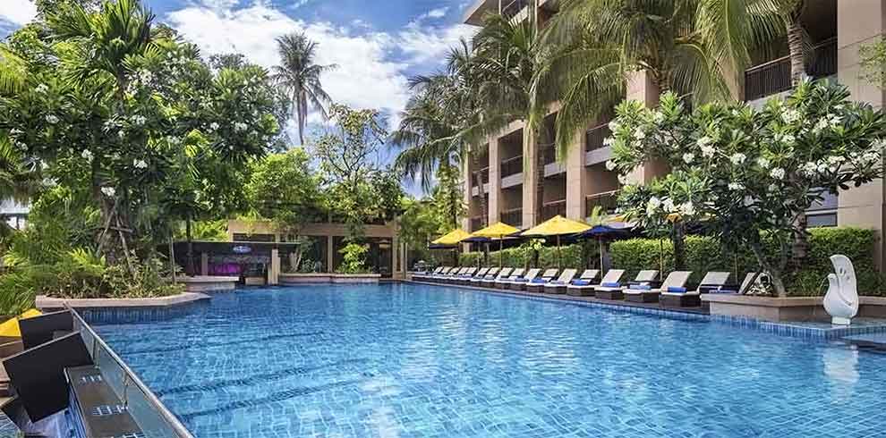 Kata Beach - Novotel Phuket Kata Avista Resort