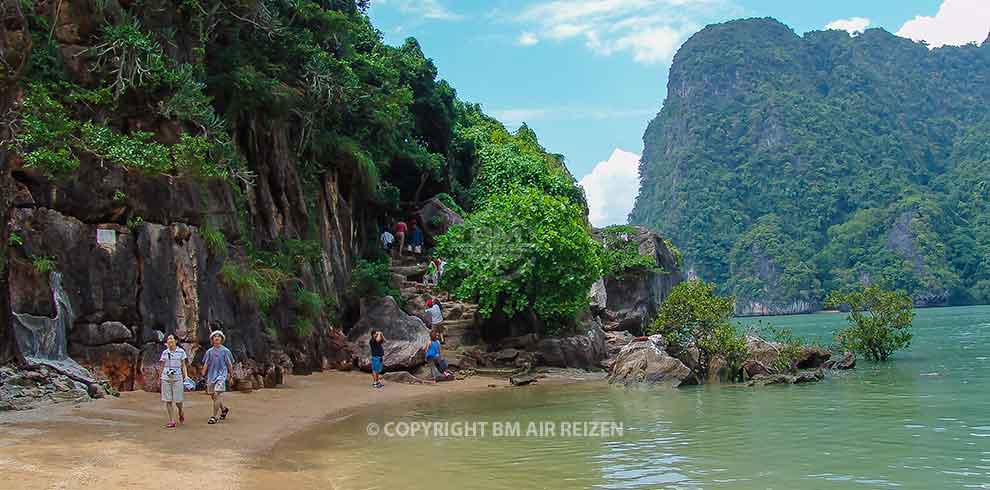 James Bond Island