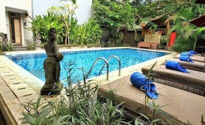 Kuta Beach - Pondok Sari