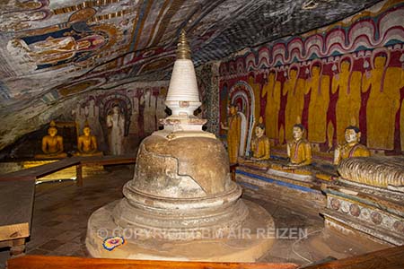 Dambulla - Paschima Viharaya - Sri Lanka