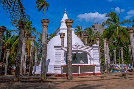 Mihintale - Ambasthala Dogoba - Sri Lanka
