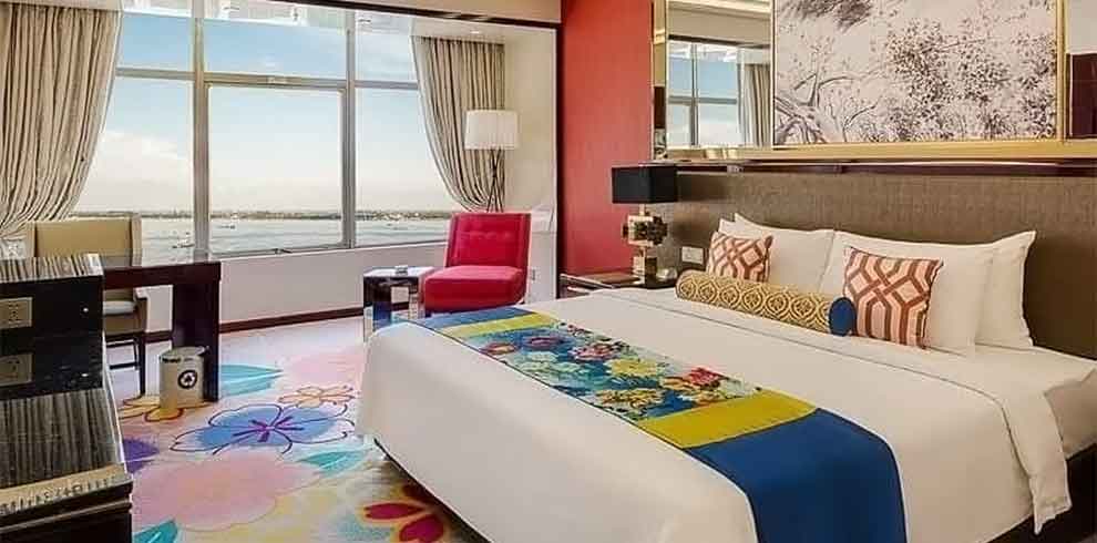 Phnom Penh - NagaWorld Hotel & Entertainment Complex