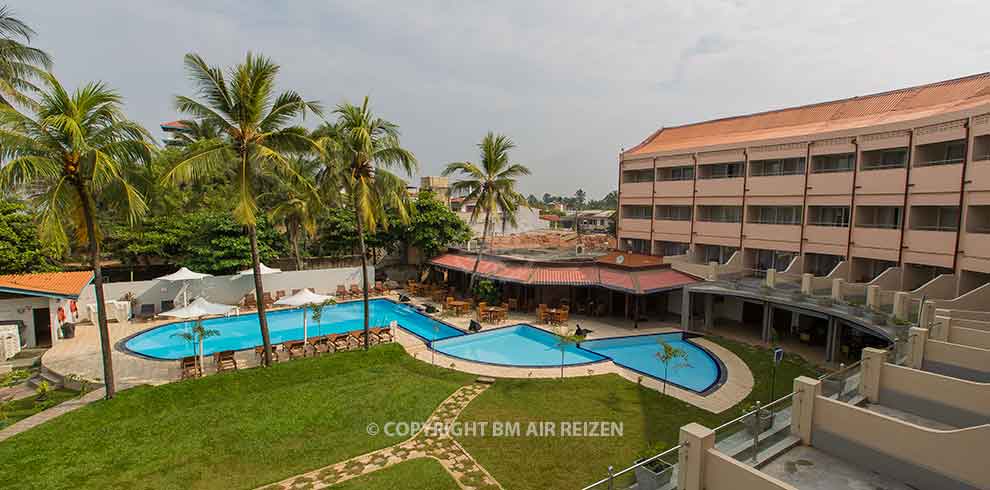 Negombo - Paradise Beach Hotel