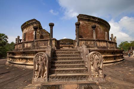 Polonnaruwa - Terrace of the Tooth Relic - Sri Lanka