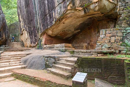 Sigiriya - Asana Cave - Sri Lanka