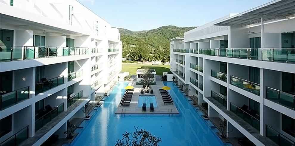 Karon Beach - The Old Phuket