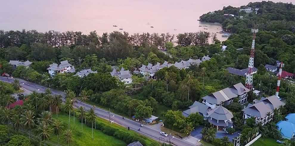 Rawai Beach - Navatara Phuket Resort