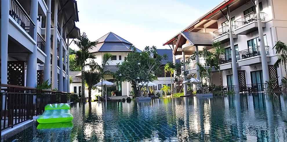 Rawai Beach - Navatara Phuket Resort