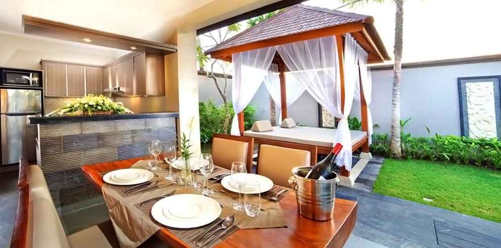 Legian Beach - The Banyumas Suite Villa Legian