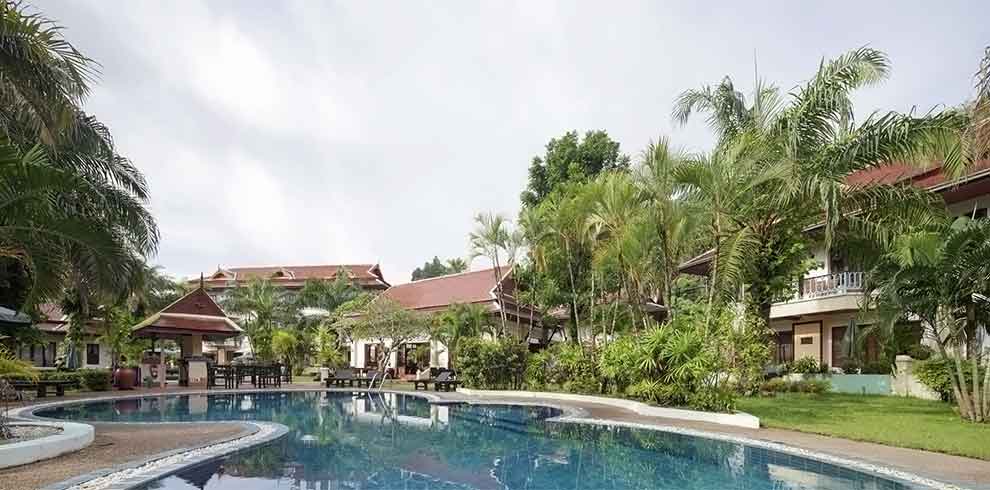 Kamala Beach - The Pe La Resort