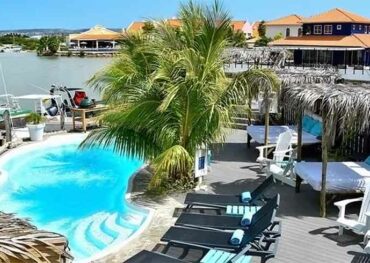 Bonaire - Ocean Breeze Boutique Hotel & Marina