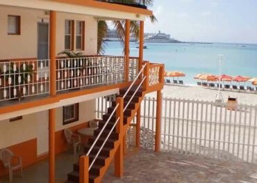 Sint Maarten - Sea View Beach Hotel