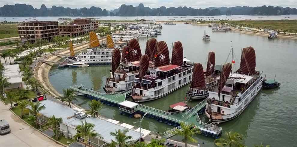 Pelican Halong Cruise