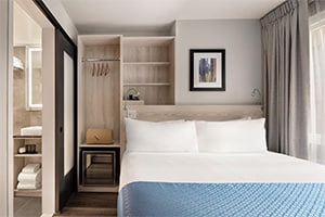 Wingate by Wyndham New York Midtown South5th Ave - 1 Queen Bed Empire View