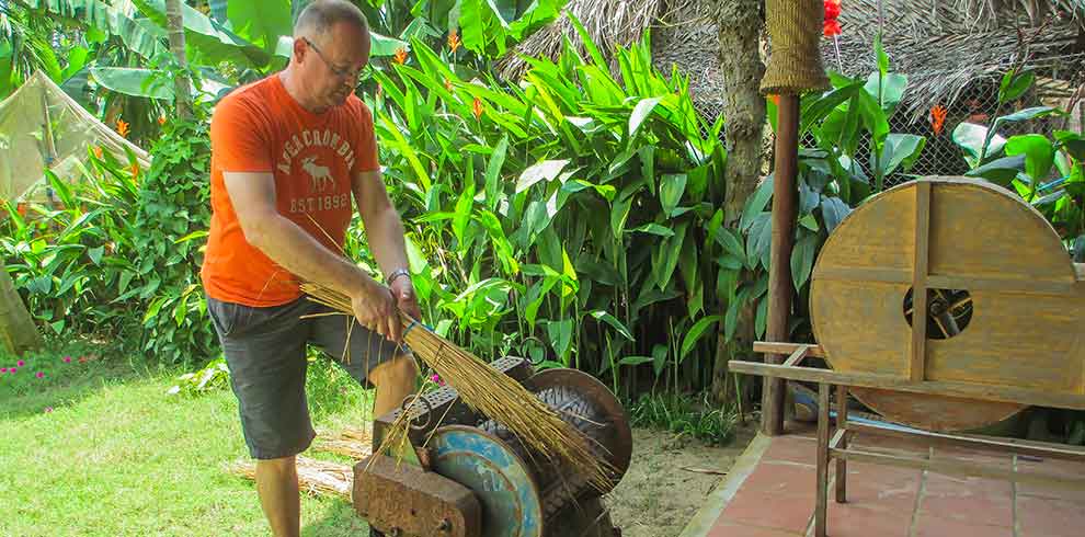 Wet Rice Farmer - Hoi An