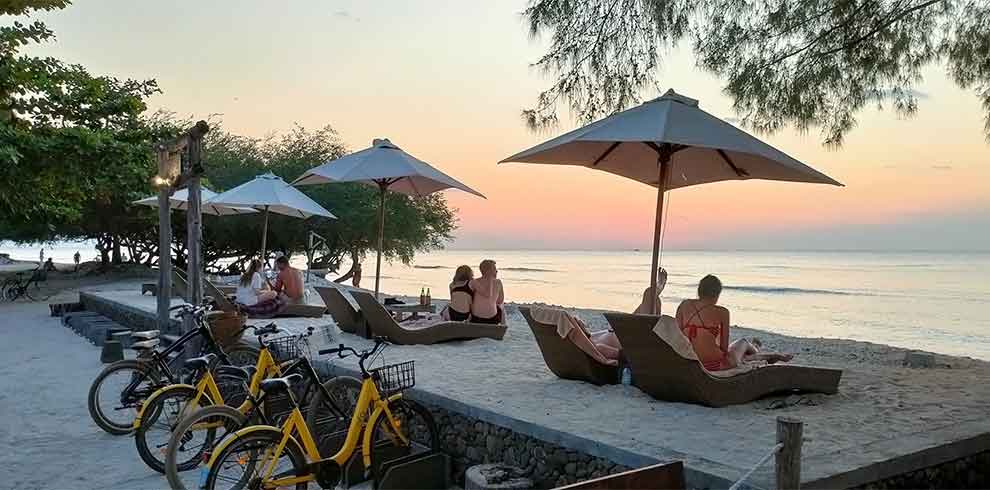 Desa Dunia Beda Beach Resort - Gili Trawangan