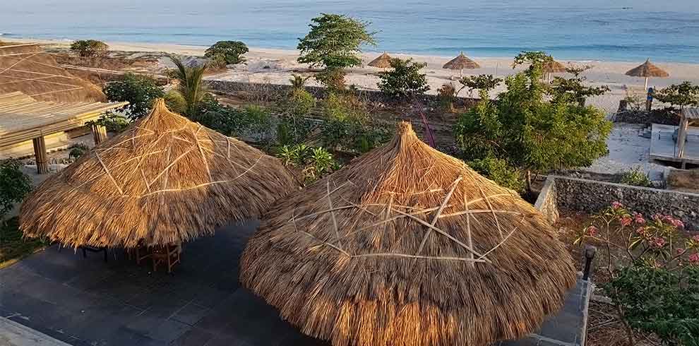 Mario Hotel & Cafe - Sumba