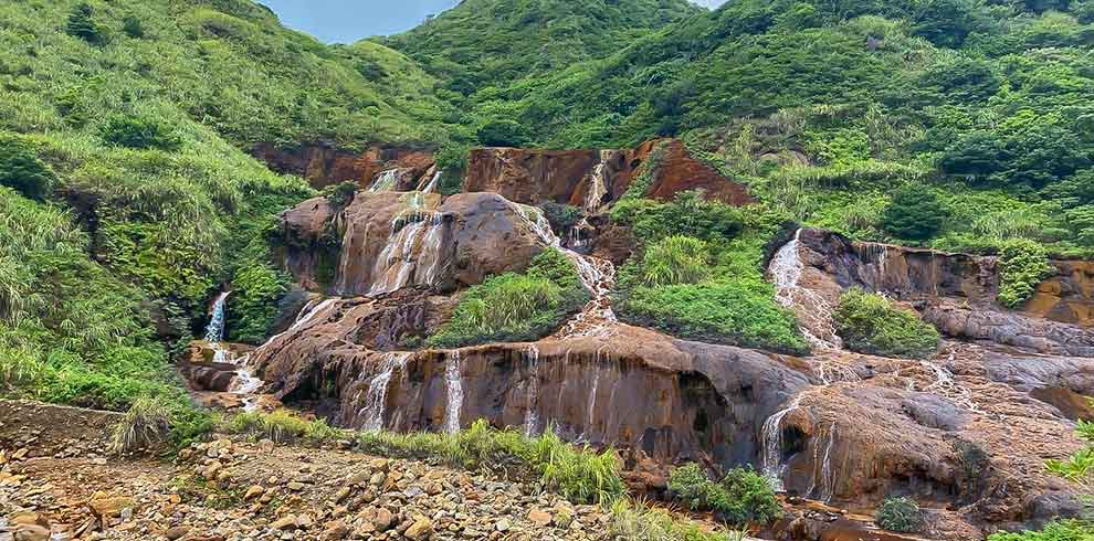 ShueiNanDong Golden Waterfall