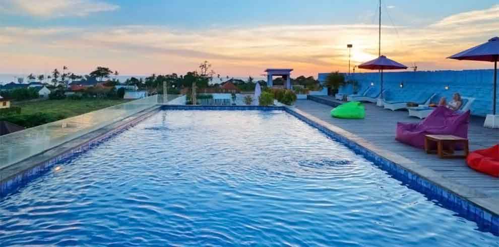 Koa D Surfer Hotel