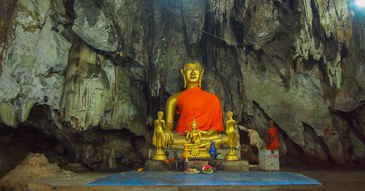 Khao Poon Cave Tempel