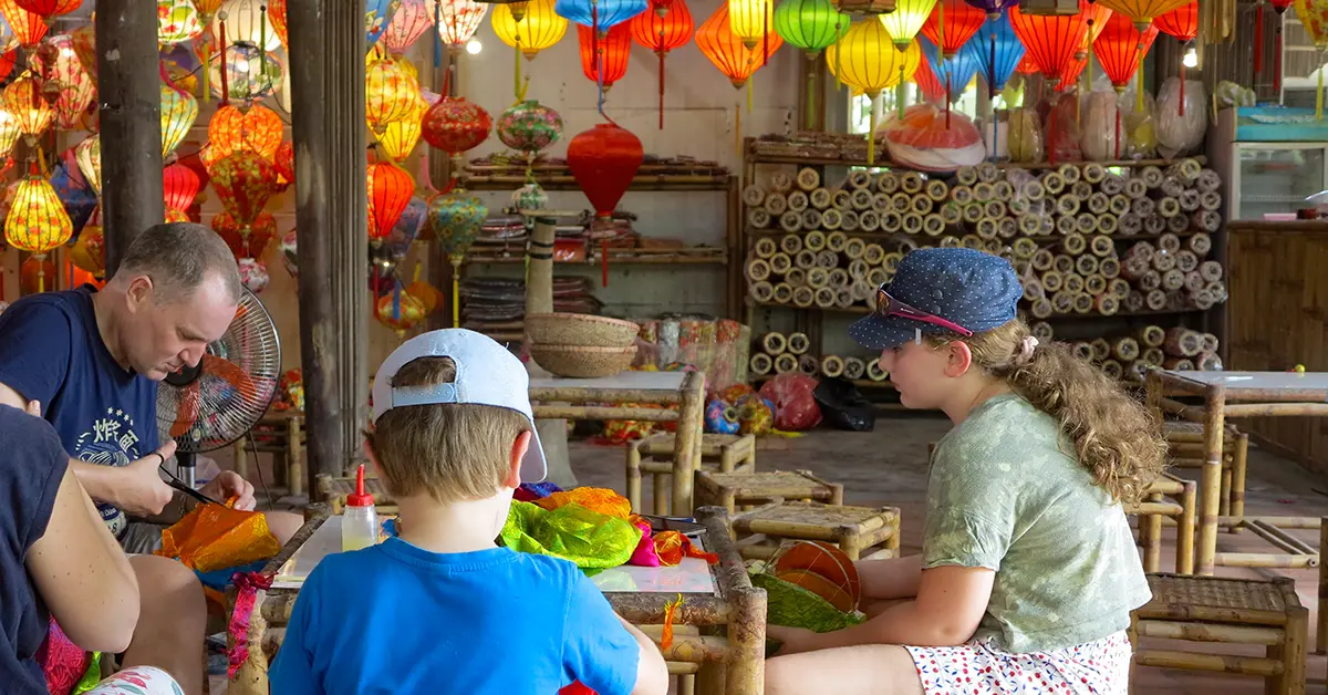 Lantaarns maken Hoi An
