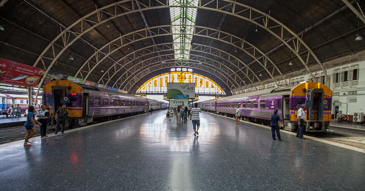 Treinstation Bangkok met langeafstandstreinen – treintickets Thailand voor reizen tussen steden